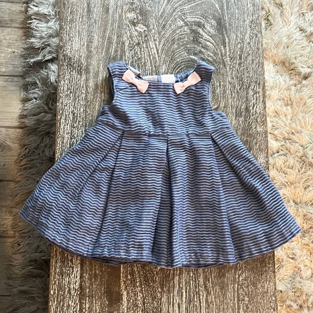 4/$16 Tahari baby 12 month dress with lining